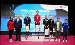 Erzincanlı güreşçilerden Türkiye Şampiyonası'nda çifte başarı