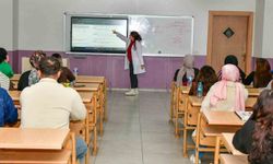 Esenyurt'ta ücretsiz KPSS ve DGS kursları başladı