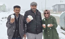 Eskişehir'in yüksek kesimdeki mahallesi kışa geri döndü