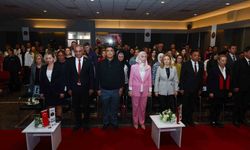 Gaziantep Kolej Vakfı'nda buruk 23 Nisan