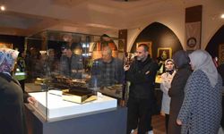 Gaziantep'te kutsal emanetler sergisi ziyaretçi akınına uğradı