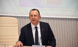 Gülsan Holding Yönetim Kurulu Başkanı Mustafa Topçuoğlu, Kilis'te Üniversitelilerle buluştu