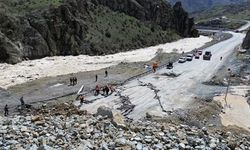 Hakkari-Van yolu trafiğe açıldı