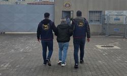 Hırsızlık suçundan kesinleşmiş cezayla aranan şahıs yakalandı