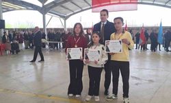 Hisarcık'ta başarılı öğrenciler ödüllendirildi