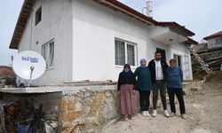 Isparta Belediyesi'nden evi yanan aileye yeni ev