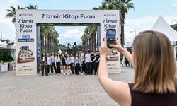 İZKİTAP'ta bilim ve edebiyat buluşuyor