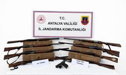 Jandarma'dan ruhsatsız silah operasyonu