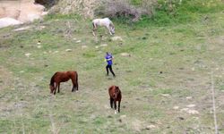 Kapadokya'da sporcular hem zamana hem zorlu doğa şartlarına meydan okudu