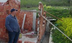 Karadeniz usulü ustalık: Duvarı yıkmadan yerini değiştirdiler