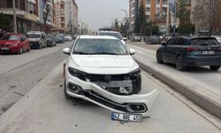 Karapınar'da otomobil ile motosiklet çarpıştı: 1 yaralı