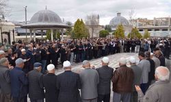 Karapınar'dan hacı adayları dualarla uğurlandı