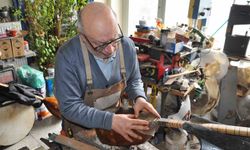 Kars'ta 73 yaşındaki usta, kaybolan 'tar' geleneği için çırak arıyor