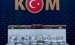 Kars'ta kaçakçılık operasyonu: Binlerce makaron ve kilolarca tütün ele geçirildi