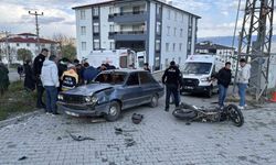 Kastamonu'da otomobil ile motosiklet çarpıştı: 3 yaralı