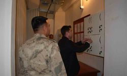 Kaymakam Sarı, jandarmayla bir araya geldi