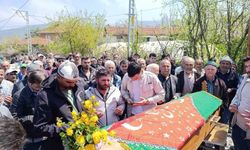 Kazada hayatını kaybetti, karnındaki çocuğu ile toprağa verildi