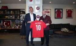 Kırkpınar Ağası Özünlü, Başkan Hacıosmanoğlu ve Başkan Vekili Otyakmaz'ı ziyaret etti