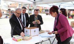 Kitap bağış kampanyası Edremit'te başladı