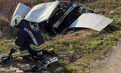 Kontrolden çıkan otomobil şarampole yuvarlandı: 2 yaralı