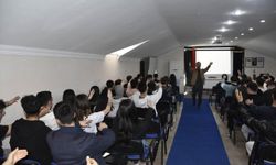 Köyceğiz'de 'Sağlıklı Gençlik' semineri