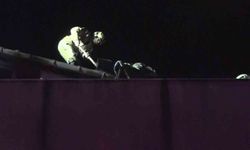 Küçükçekmece'de otel yangınında mahsur kalan iki kişi kurtarıldı