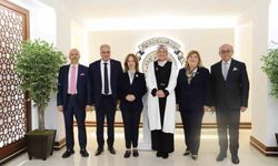 KUTSO Heyetinden Türk Kızılay'a ziyaret ve tebrik