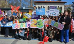 'Maarifin Kalbinde Çocuk' kortej yürüyüşü