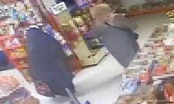 Marketten hırsızlık güvenlik kamerasına yansıdı