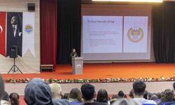 Mersin'de üniversite adaylarına meslek tanıtım semineri