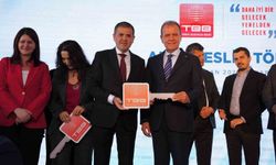 Mezitli Belediyesine ekskavatör desteği