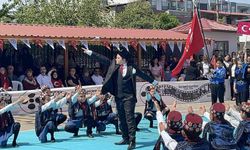 Miniklerden büyük mesaj: 'Savaşlar Dursun, Dünya Çocuklara Kalsın'