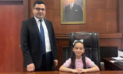 Miniklerden Kaymakam Köksal'a 23 Nisan Ziyareti