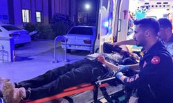 Motosiklet ile kamyonet çarpıştı: 1 ağır yaralı