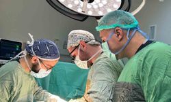 Muş'ta midesi delinen çocuk ameliyatla sağlığına kavuştu