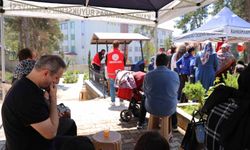 Okul saldırısında hayatını kaybeden Zeynep'in babasından hüzünlü 23 Nisan ziyareti