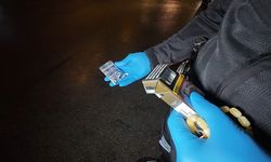 Polis arama yaptığı otomobilde sentetik hap ele geçirdi