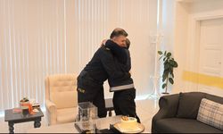 Polis olma hayali kuran gencin özel günü Emniyet'te kutlandı