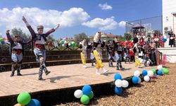 Radikal Okulları öğrencilerinden 23 Nisan'a özel görsel şölen