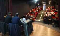 Şair Edip Cansever Ofis Sanat Merkezi'nde konuşuldu