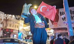 Sınırın sıfır noktasında Dünya Kupası coşkusu: Türk bayrakları dalgalandı