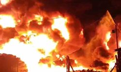 Sulama boruları alevlere teslim oldu