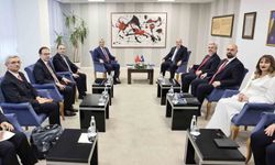 Ticaret Bakanı Bolat, Kosova Başbakanı Kurti ile bir araya geldi