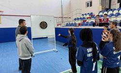 Tomarza'da 23 Nisan coşkusu masa tenisi ve dart turnuvalarıyla yaşandı