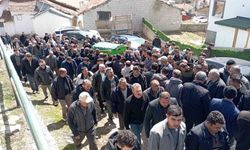 Traktörden düşerek hayatını kaybeden genç son yolculuğuna uğurlandı