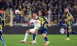 Trendyol Süper Lig: Fenerbahçe: 0 - Çaykur Rizespor: 0 (İlk yarı)