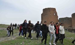 Turizm Haftası'nda tarih ve doğa iç içe: Ani'de unutulmaz yürüyüş