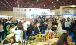 Uluslararası yöresel ürünler fuarında Düzce standına büyük ilgi