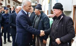 Vali Makas'tan Akçakoca esnafı ile hasbihal etti