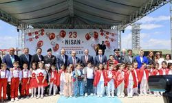 Van'da 23 Nisan Ulusal Egemenlik ve Çocuk Bayramı kutlandı